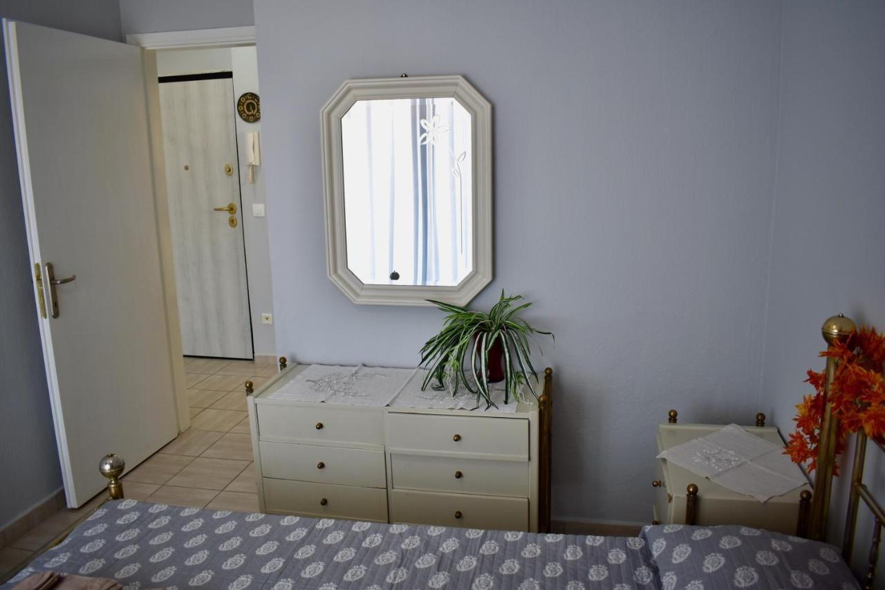 Alkyon Perea Apartments Peraía Eksteriør bilde